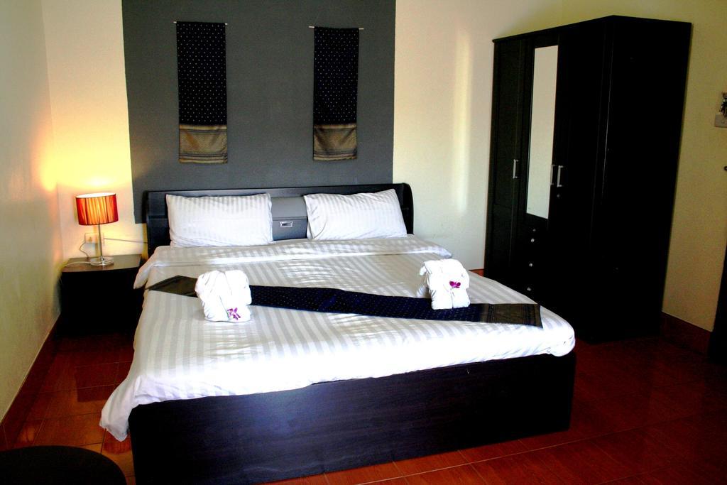 2Gether Guesthouse Karon Bilik gambar