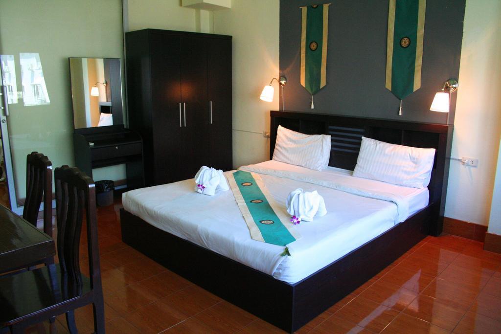 2Gether Guesthouse Karon Bilik gambar