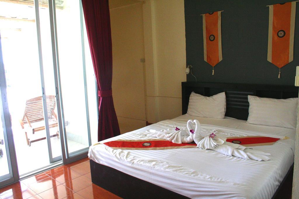 2Gether Guesthouse Karon Bilik gambar