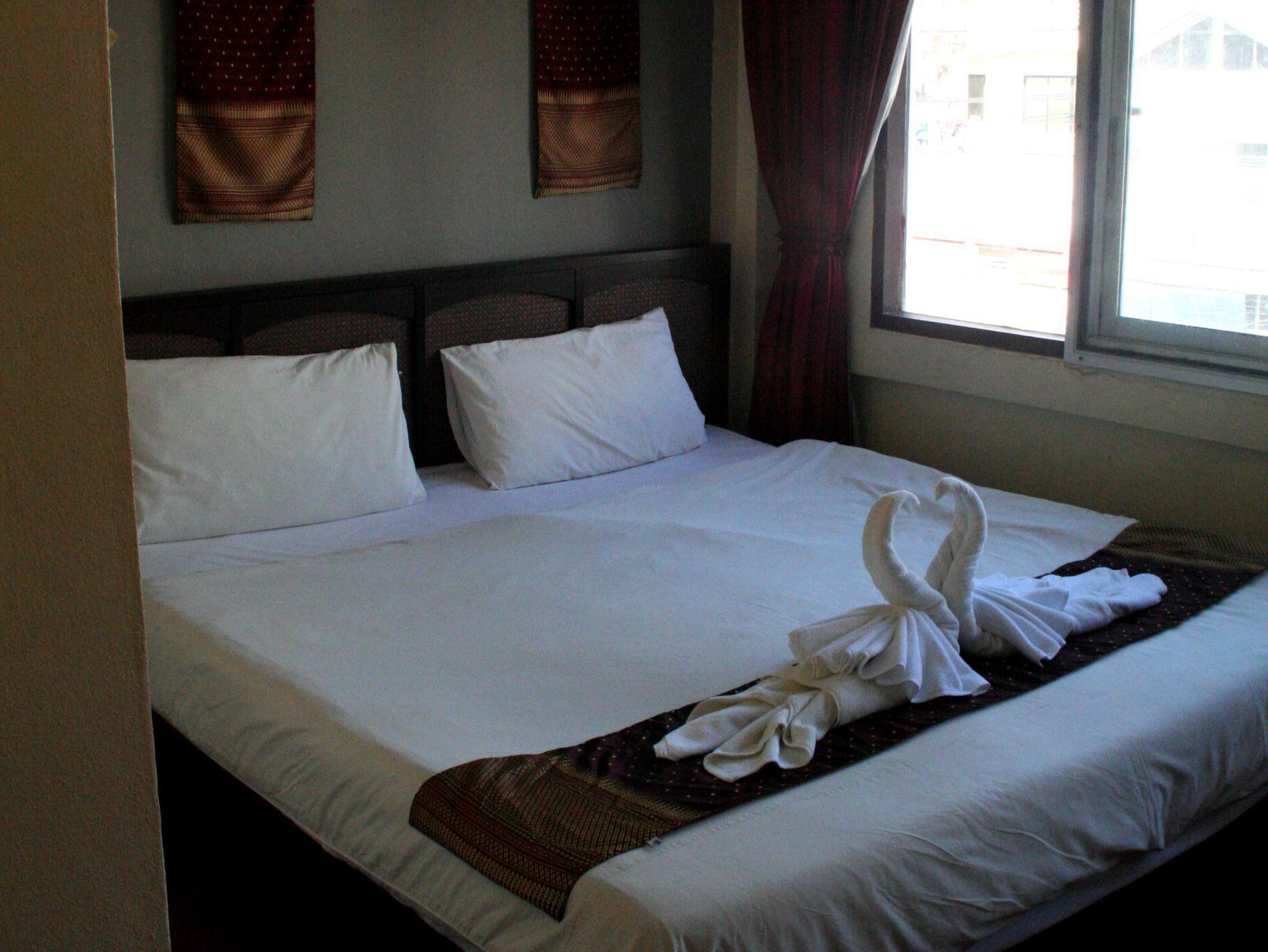2Gether Guesthouse Karon Luaran gambar