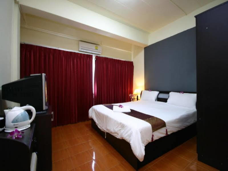 2Gether Guesthouse Karon Luaran gambar