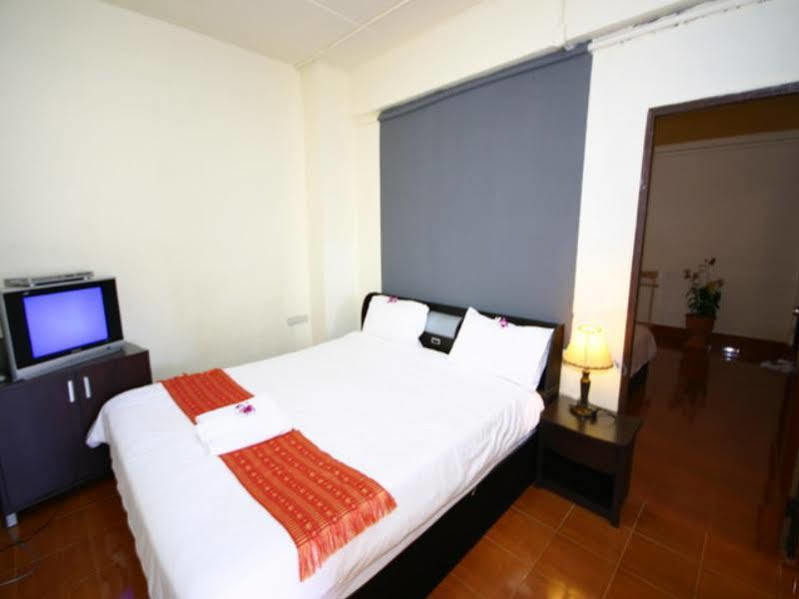 2Gether Guesthouse Karon Luaran gambar